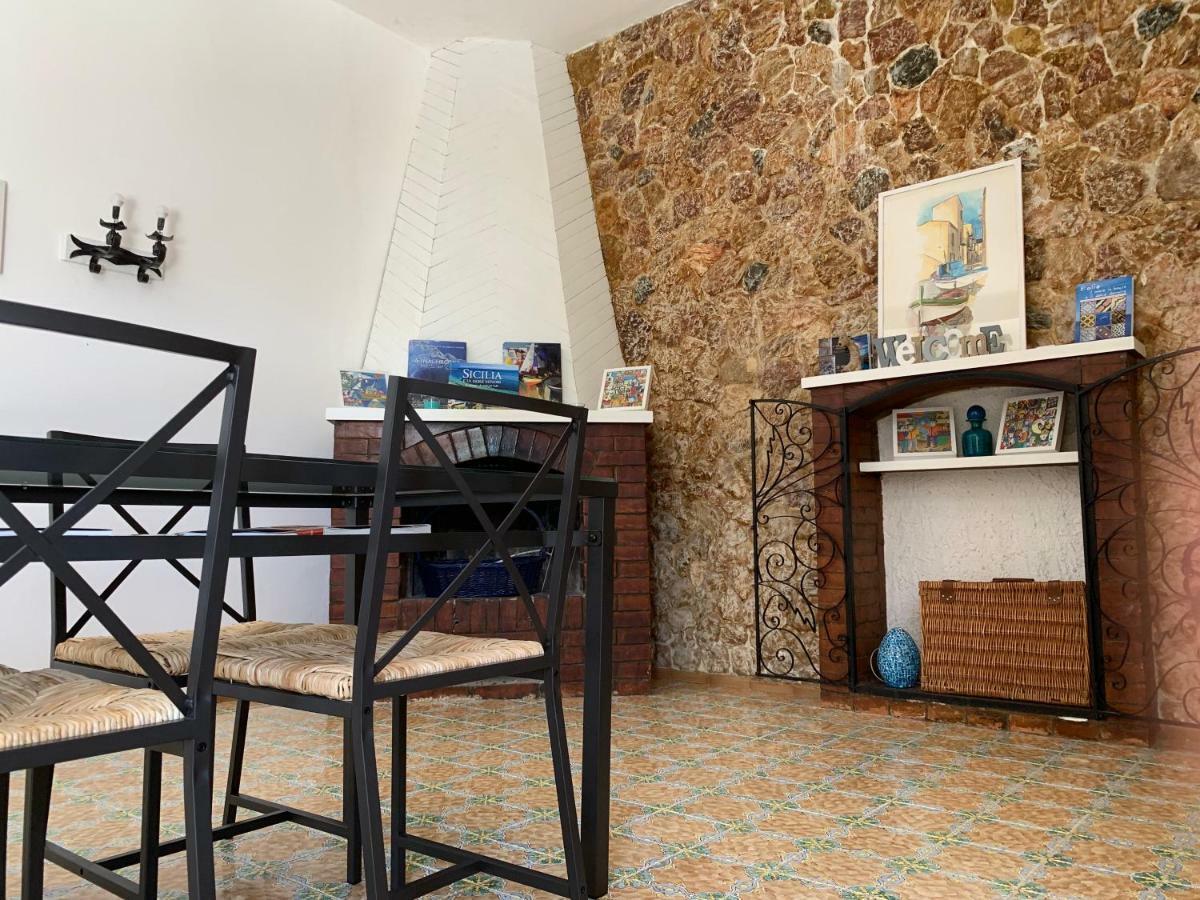 Casa Vacanze Astori Трабия Экстерьер фото
